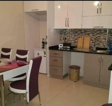 Familien Ferienwohnung * Махмутлар